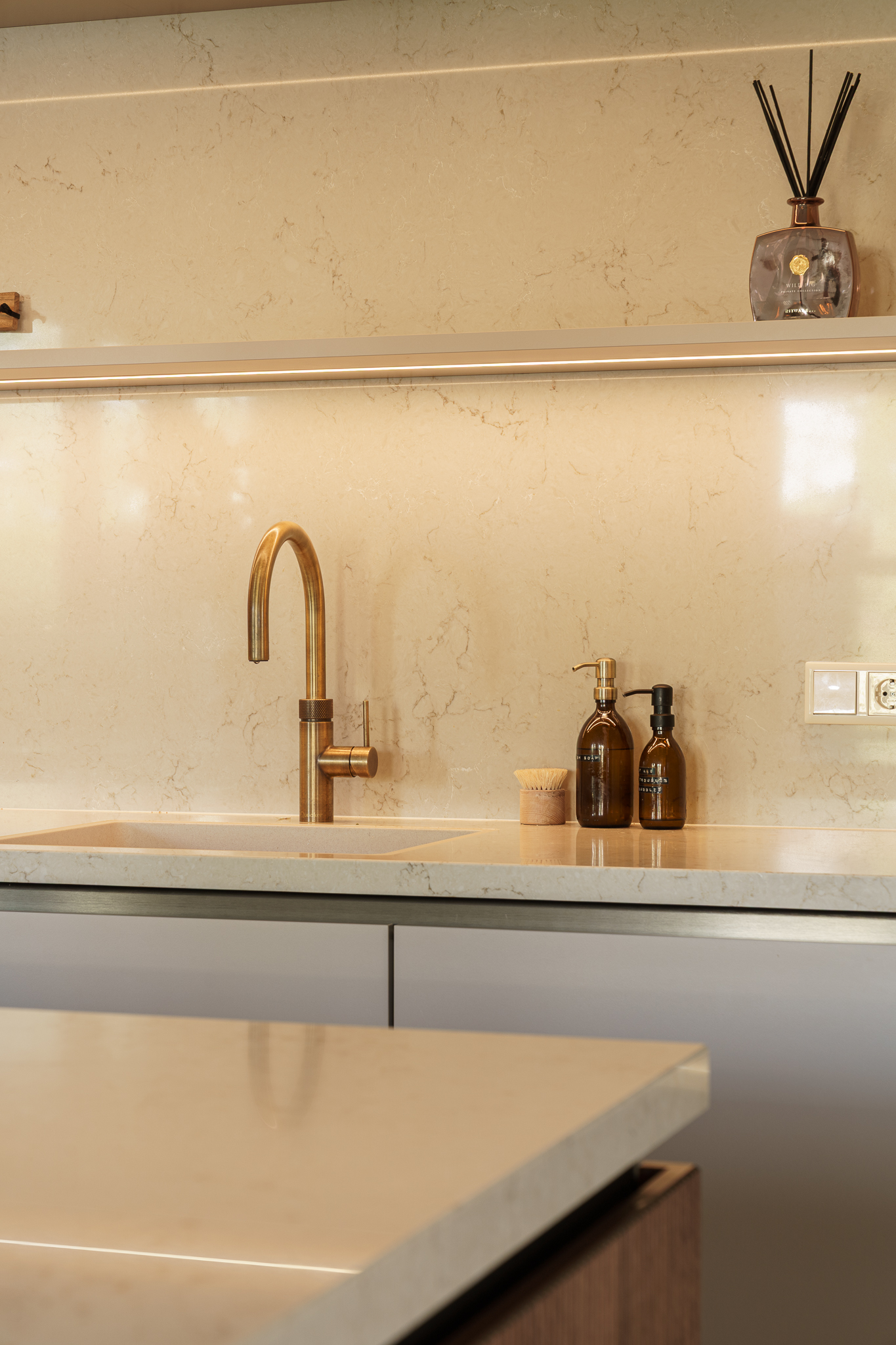 Wame leefkeuken met Quooker Flex Messing Patina