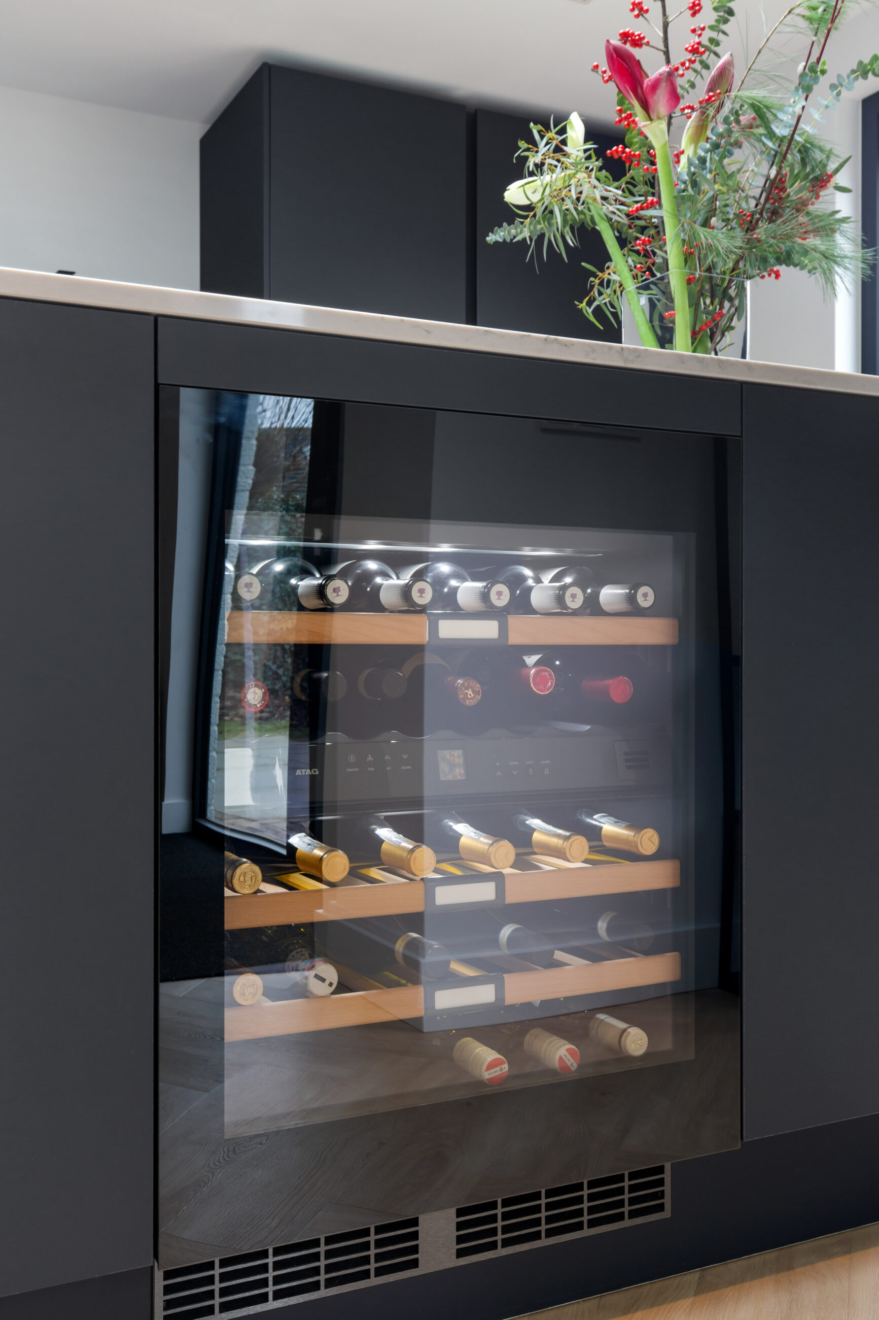 Familie van Strien wijnklimaatkast