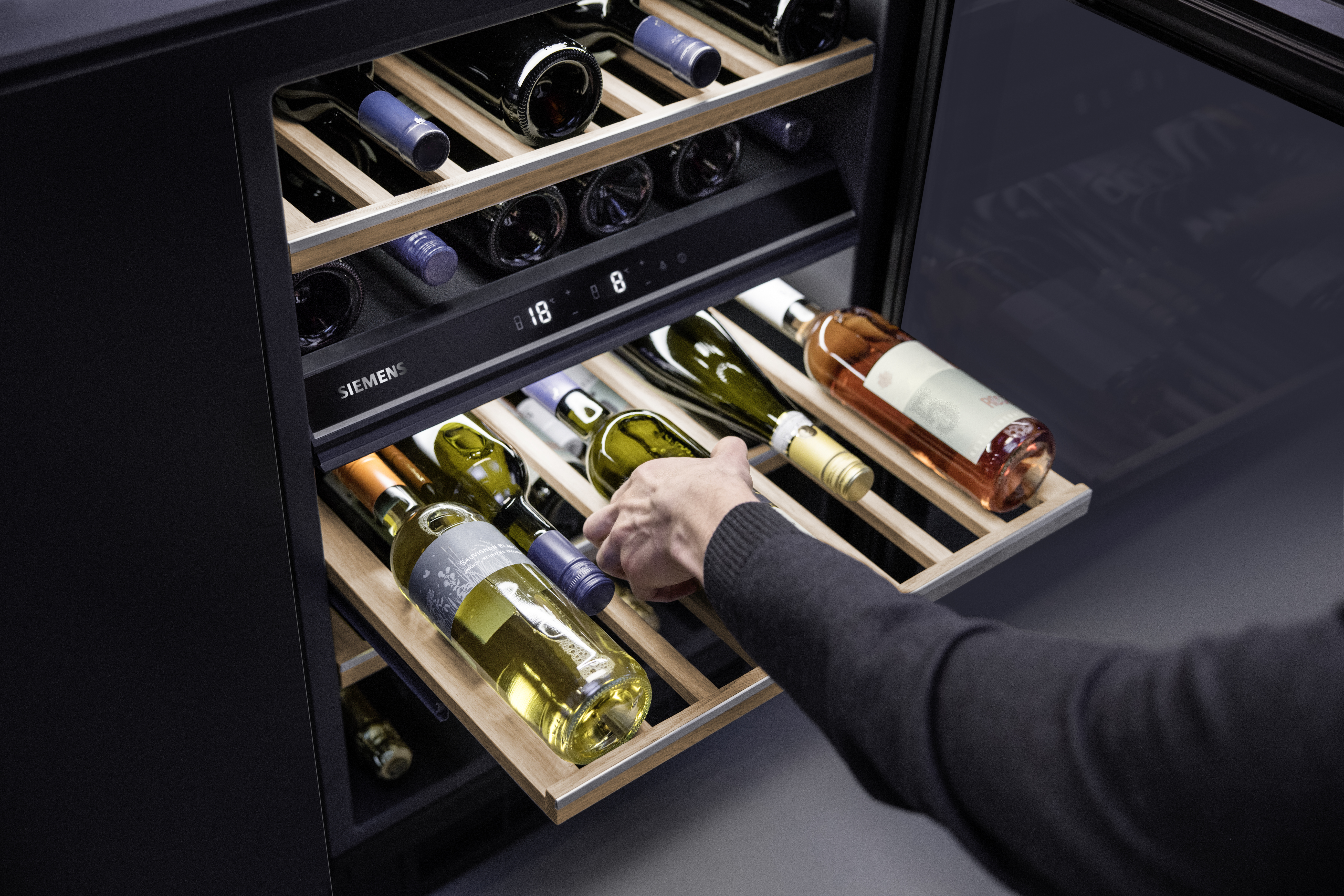 Siemens wijnkast