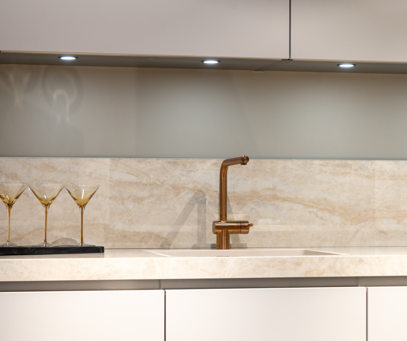 Verlichting in de bovenkasten